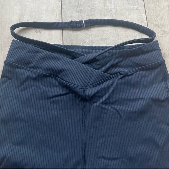 For Love and Lemons Chloe Short NWOT - Picture 6 of 7